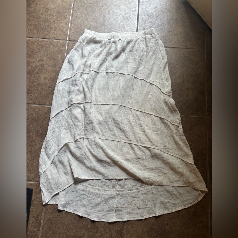Chic Cream High-Low Women's Skirt